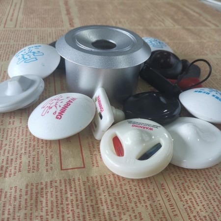 Магнитен детасатор 20000GS за аларми и защитни етикети