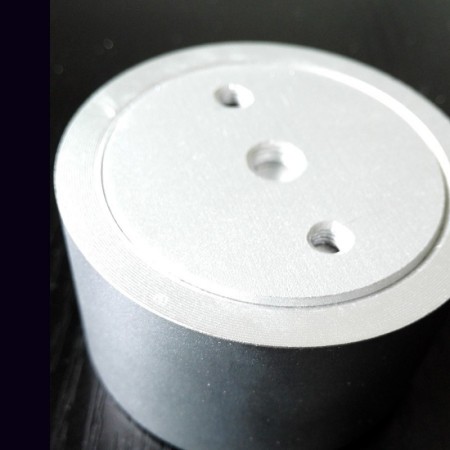 Магнитен детасатор 16000GS за аларми и защитни етикети