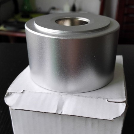 Магнитен детасатор 16000GS за аларми и защитни етикети